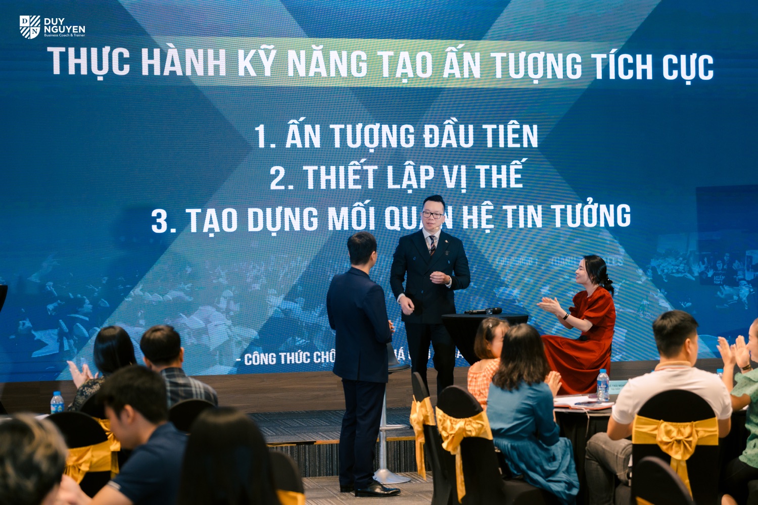 Một buổi thực hành kỹ năng tạo ấn tượng trên sân khấu